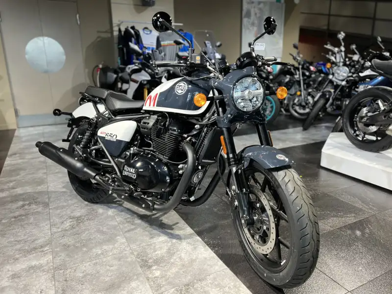 Royal Enfield Shotgun 650 stencil - foto 5