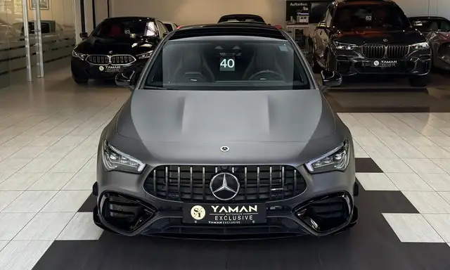 Mercedes-Benz Cla view 3