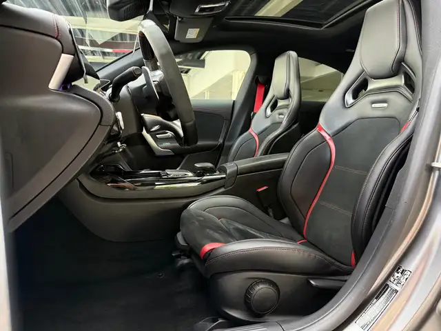 Mercedes-Benz Cla view 13