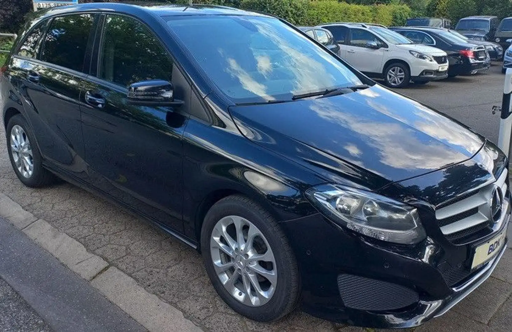 Mercedes-Benz B 180 CDI 6G Klima SHZ Navi Tempo.PDC v+h BC Schwarz - 1