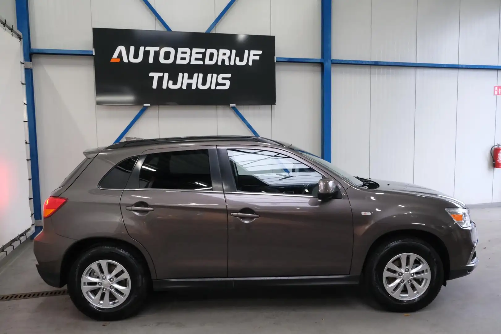 Mitsubishi ASX 1.6 Cleartec Intense - N.A.P. Airco, Cruise, Navi, Bruin - 2