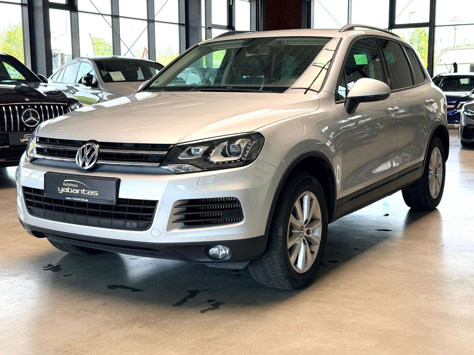 Second hand Volkswagen Touareg 3.0 TDI