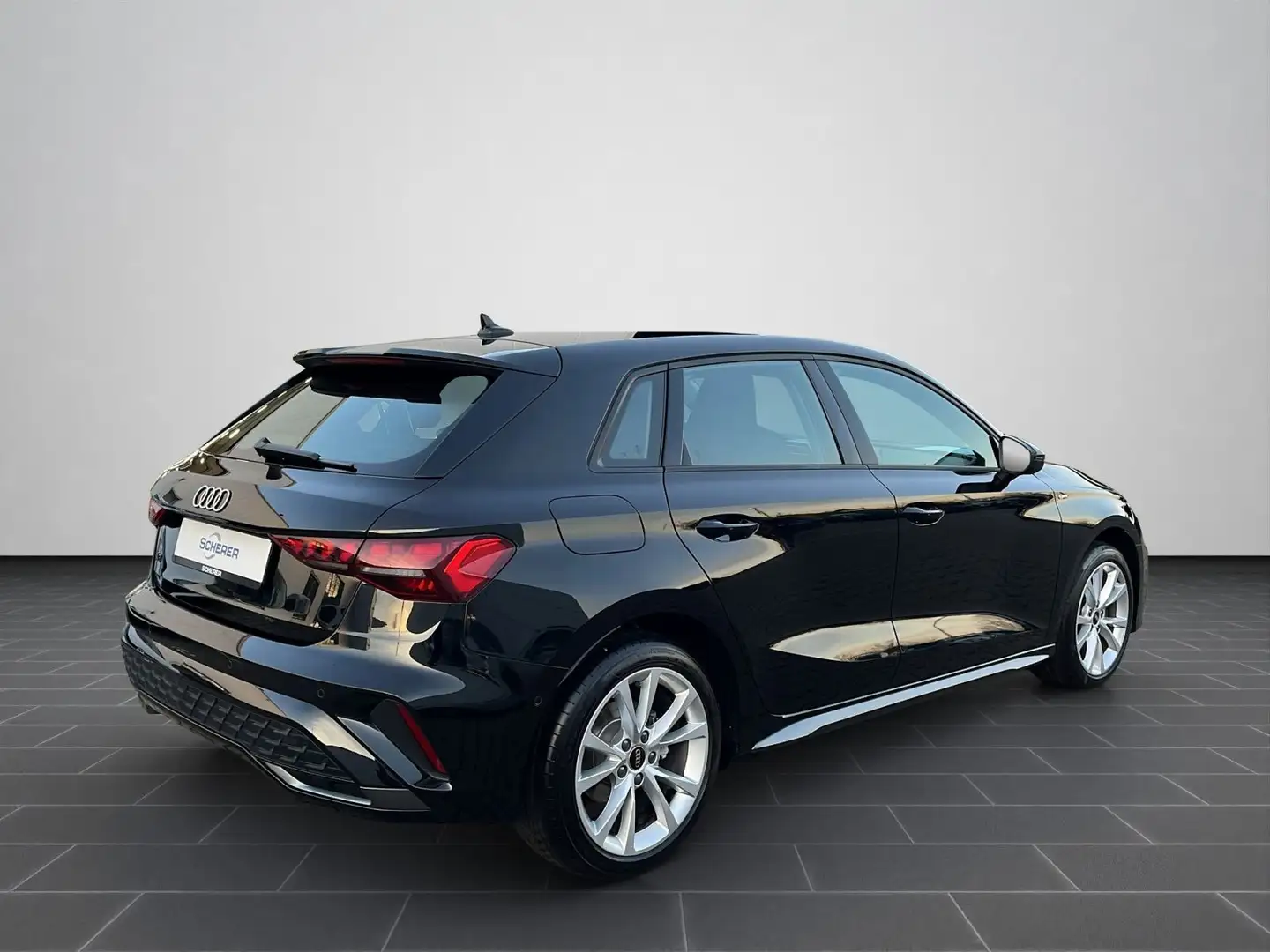 Audi A3 35 TFSI S tronic S-LINE NAVI/LED/S Schwarz - 2