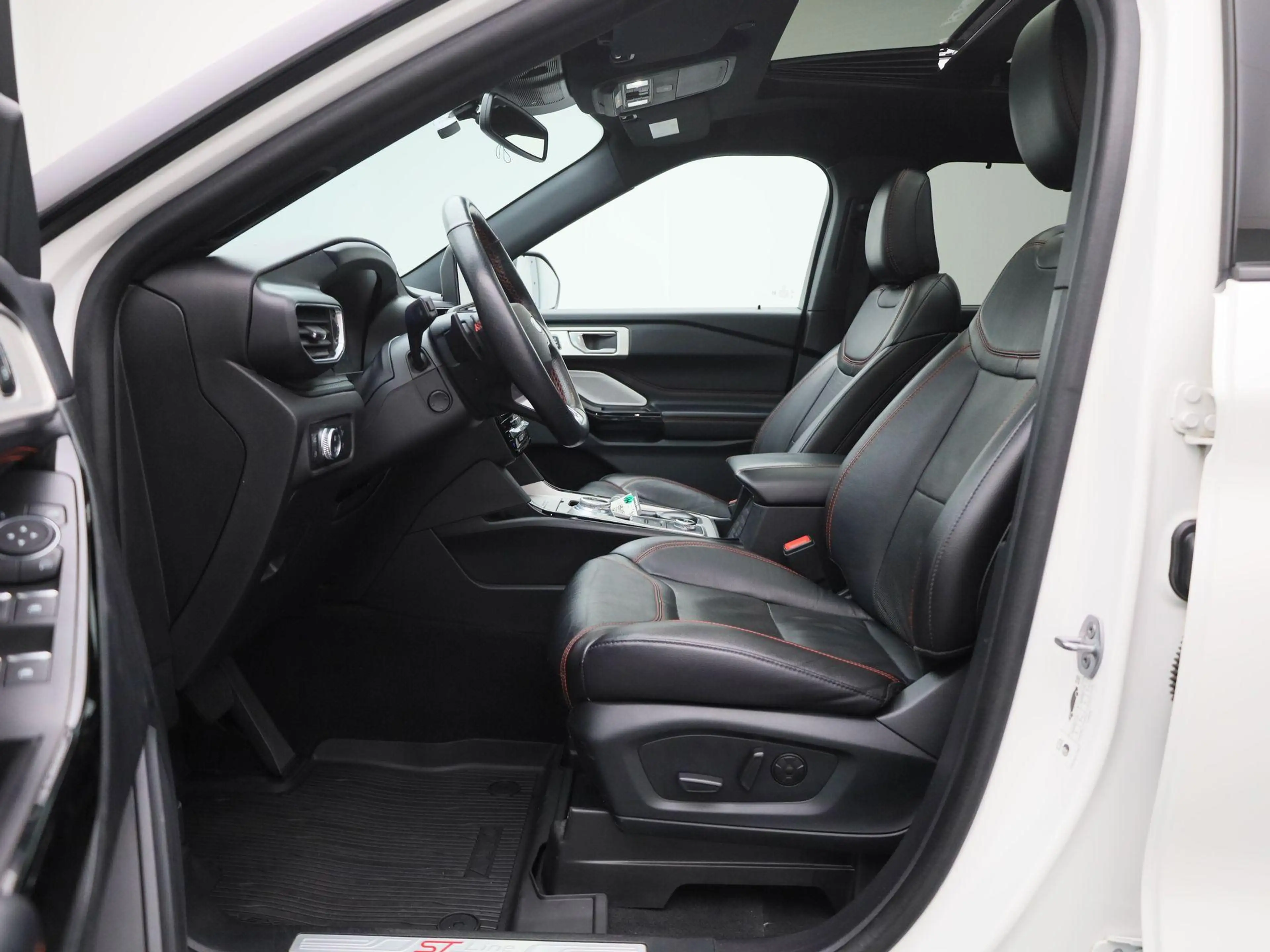 Ford Explorer 3.0 V6 EcoBoost PHEV ST-Line Aut. | Winterpack | P — photo 12