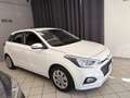 Hyundai i20 i20  5p 1.2 mpi Connectline 75cv Weiß - thumbnail 3