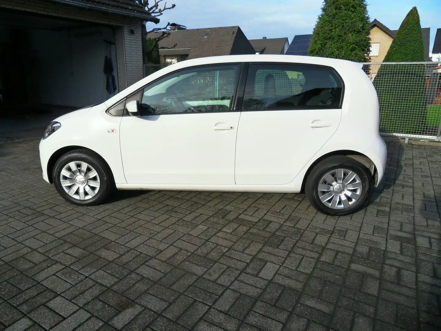 Volkswagen up! move up! Klima-Servo-ZV-All-Wetter - 75.000 KM Weiß - 2