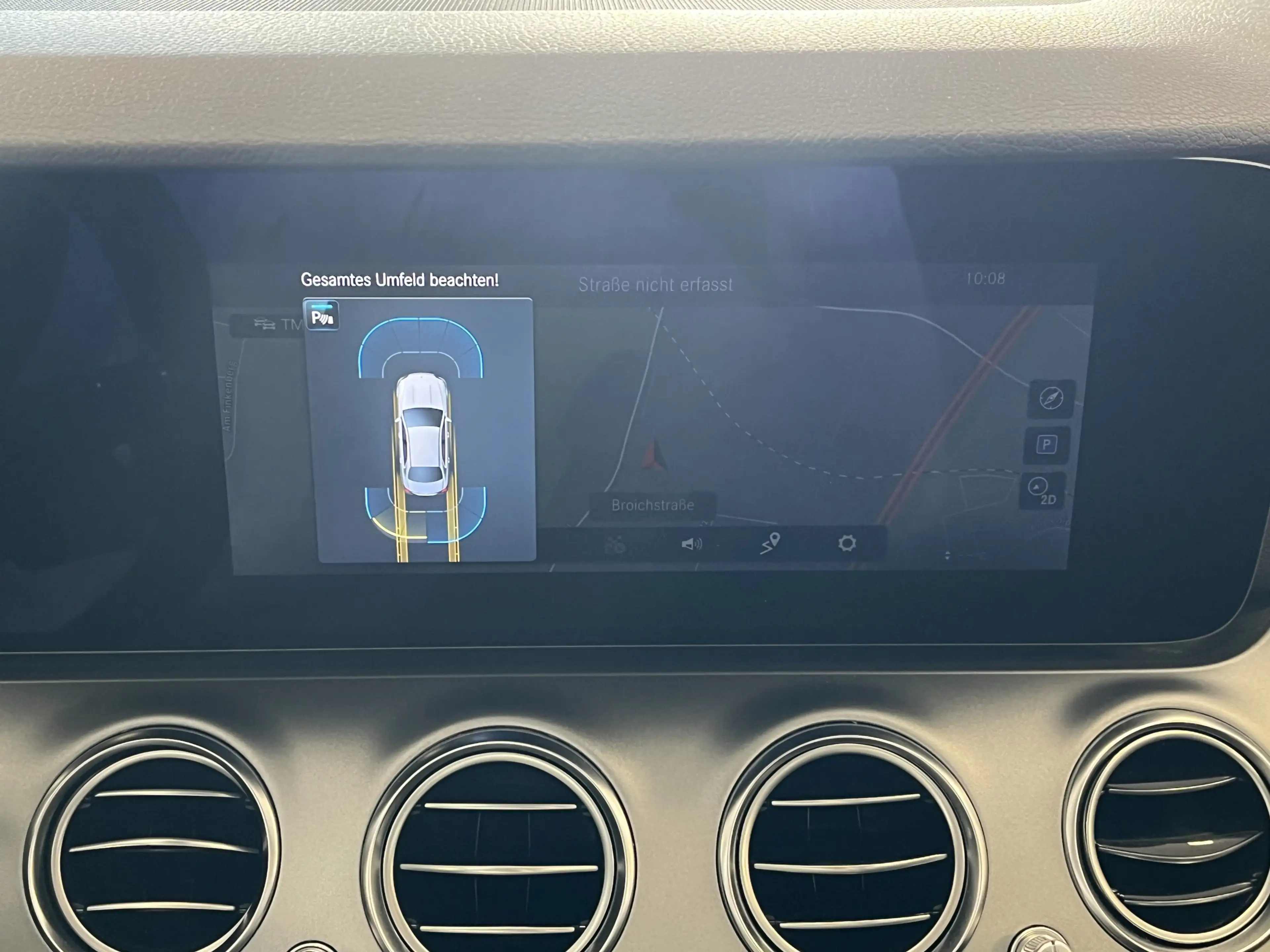 Mercedes-Benz E 220 d Navi*SHZ*LED*PDC*ACC*Spurhalte*1H* — photo 10