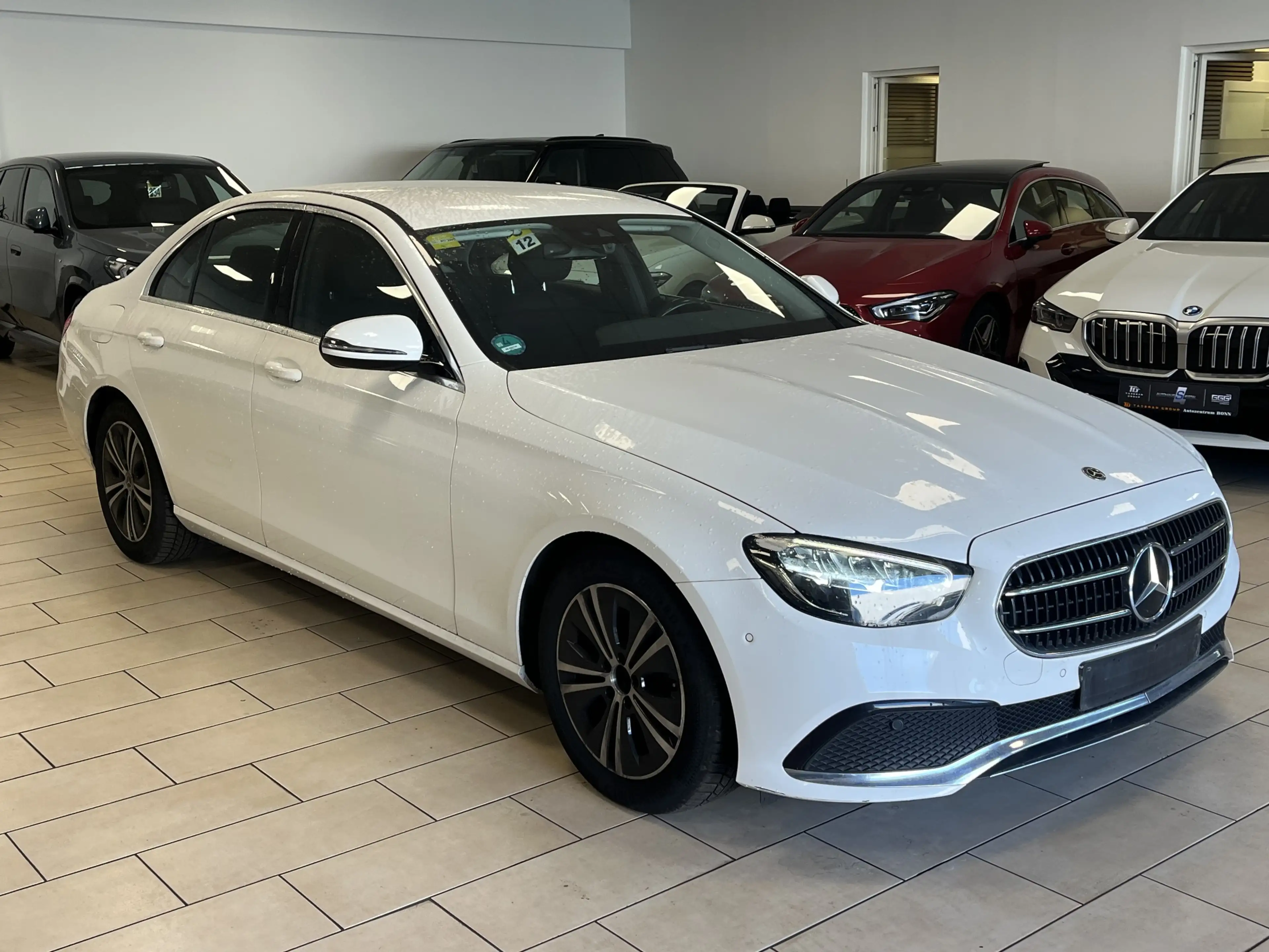 Mercedes-Benz E 220 d Navi*SHZ*LED*PDC*ACC*Spurhalte*1H* — photo 2