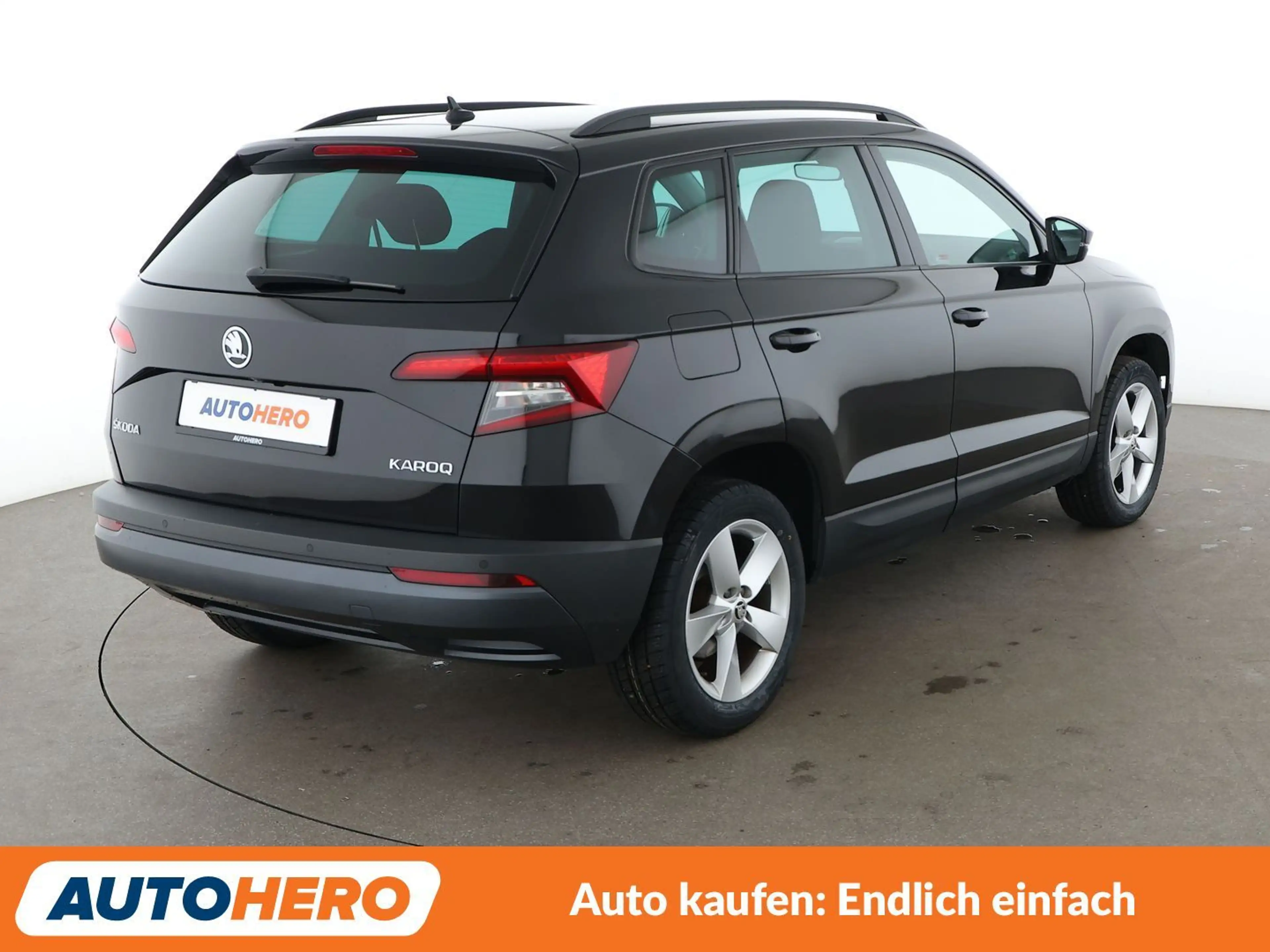 Skoda Karoq 1.6 TDI Ambition*NAV*ACC*CAM*PDC*SHZ*CARPLAY*BT* — photo 6