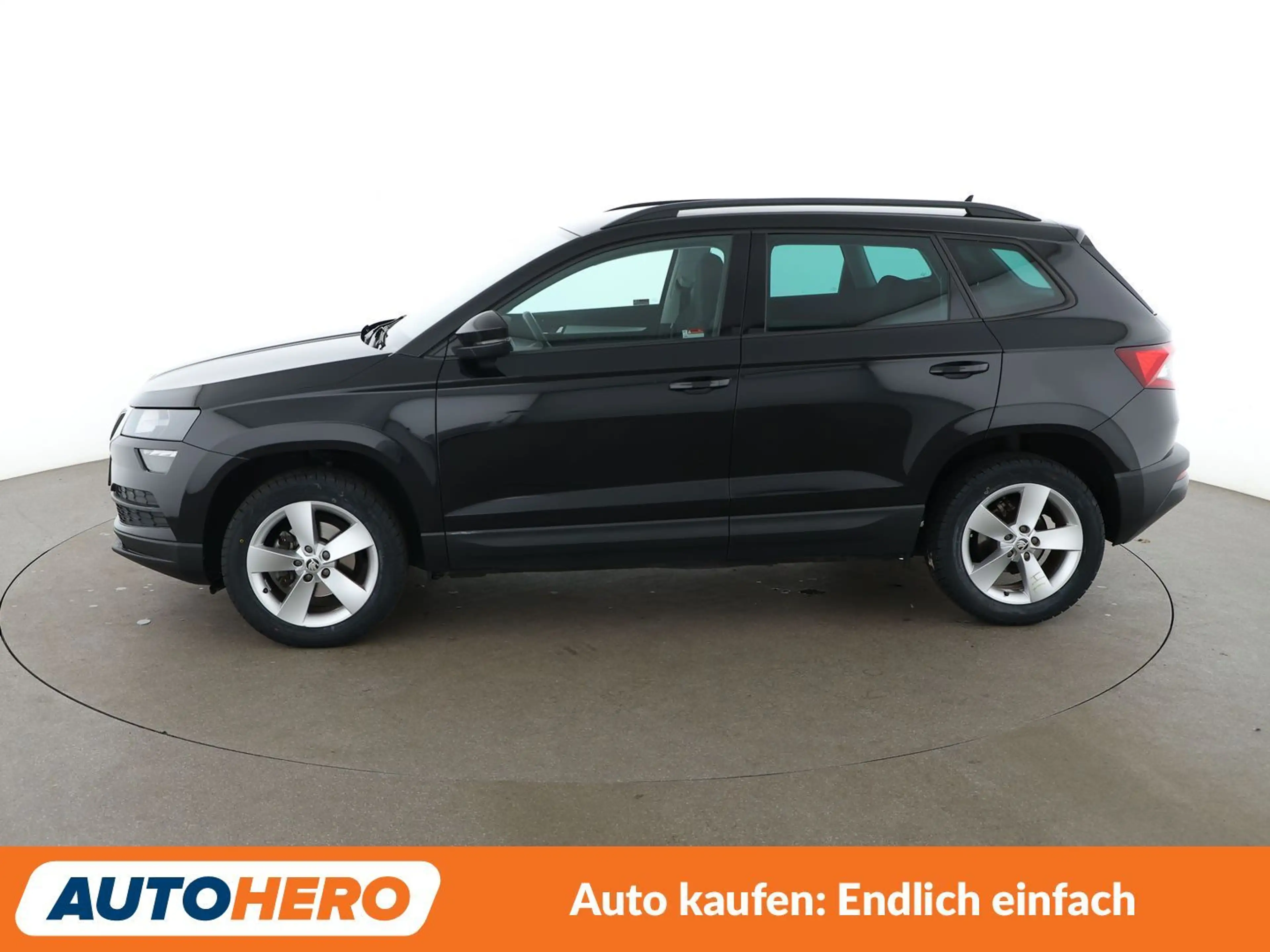 Skoda Karoq 1.6 TDI Ambition*NAV*ACC*CAM*PDC*SHZ*CARPLAY*BT* — photo 3