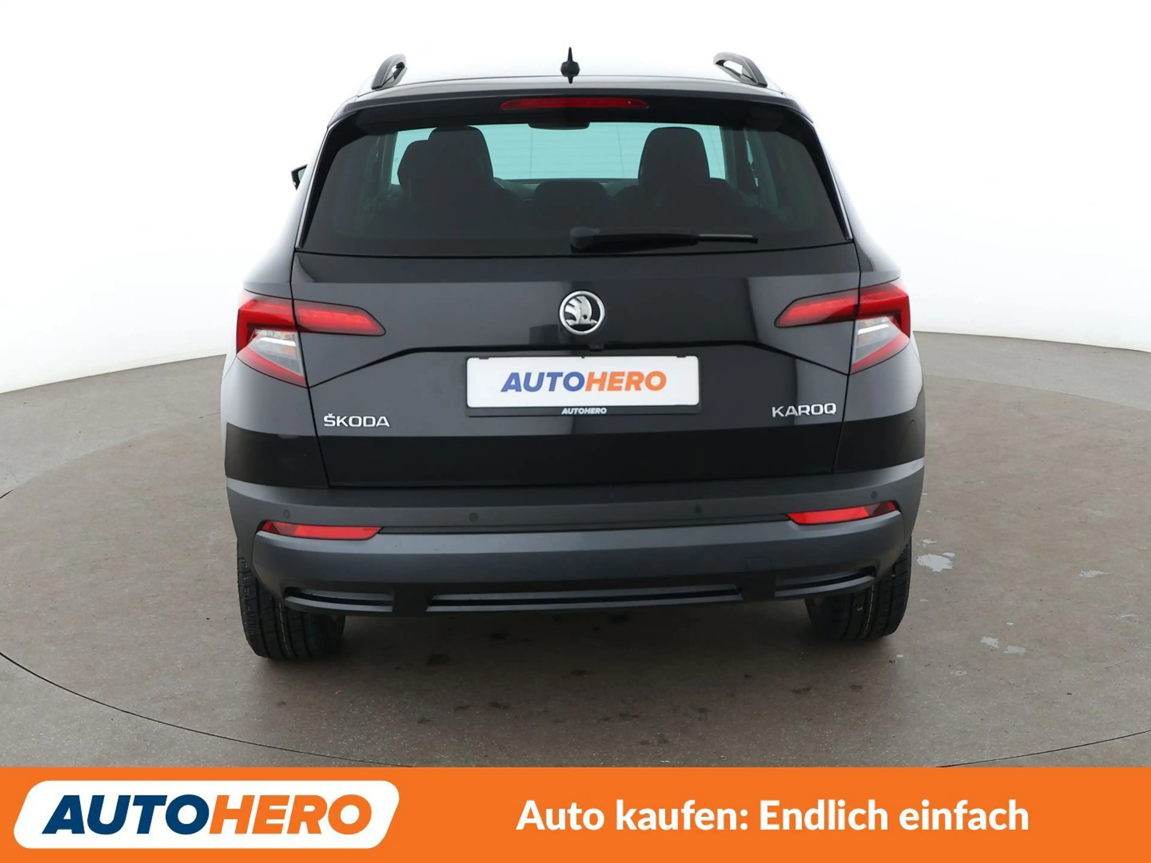 Skoda Karoq 1.6 TDI Ambition*NAV*ACC*CAM*PDC*SHZ*CARPLAY*BT* — photo 5