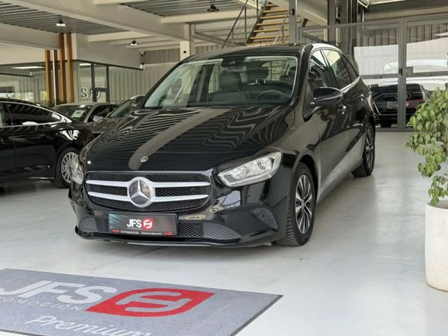 Mercedes-Benz B 180 1.5 DCI 115CV Negro - 2