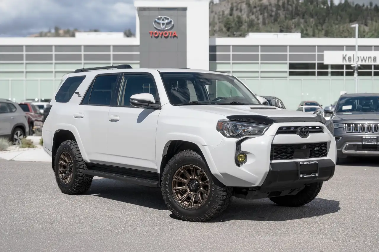 Toyota 4-Runner photo Toyota 4-Runner