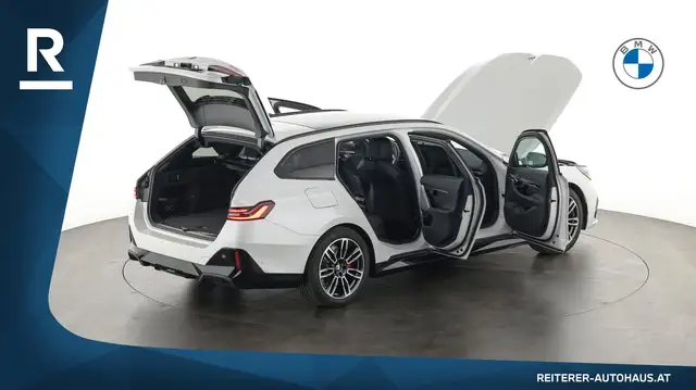BMW 5 Series view 12