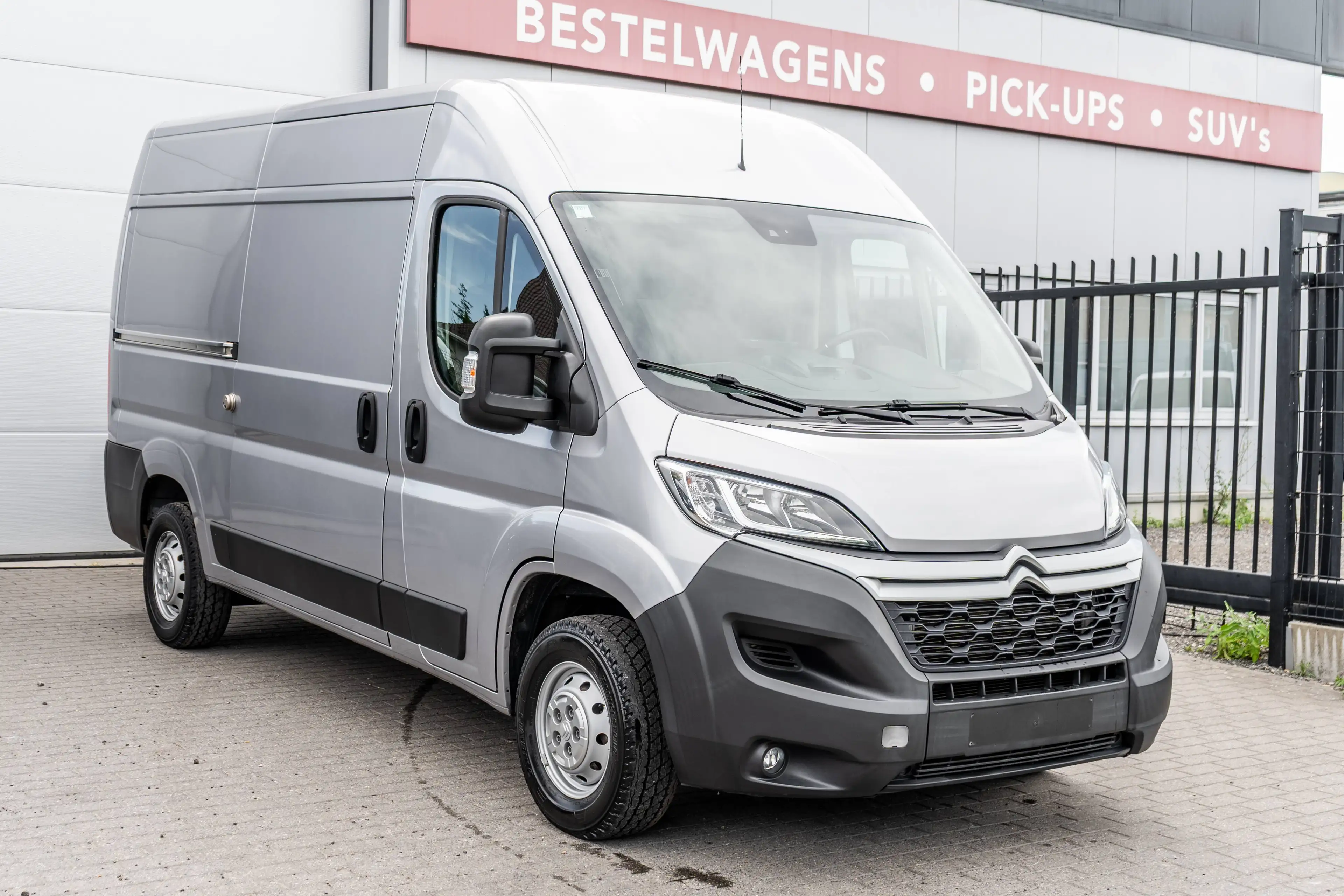 Citroen Jumper 2.2D L2H2 - Camera / Trekhaak