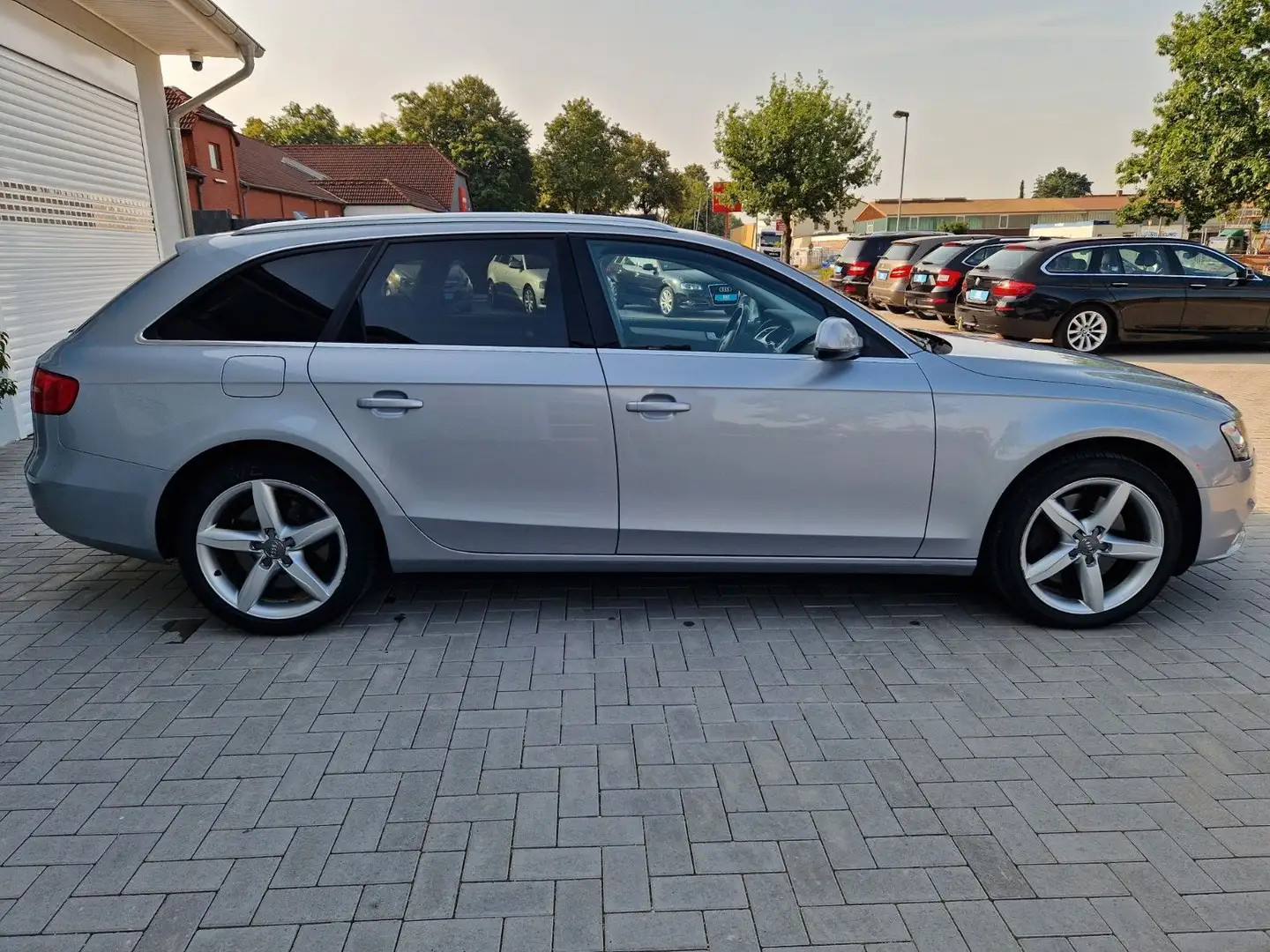 Audi A4 3.0 TDI quattro+Automatik+Scheckheft+TÜV neu Gris - 2