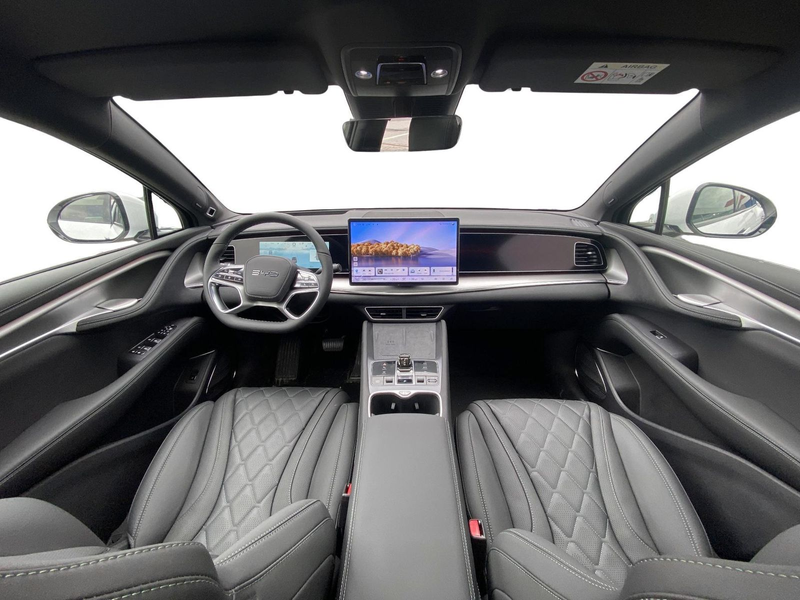 BYD Sealion 7 Excellence AWD 91,3 kWh Kamera Navi — photo 9