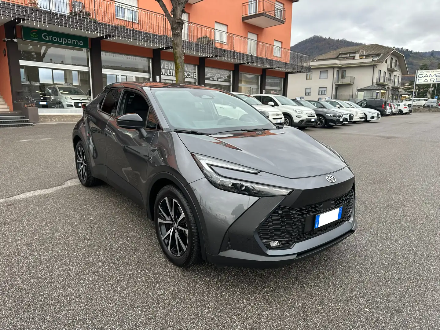 Toyota C-HR 1.8 HEV TREND FWD E-CVT 140cv Grigio - 2