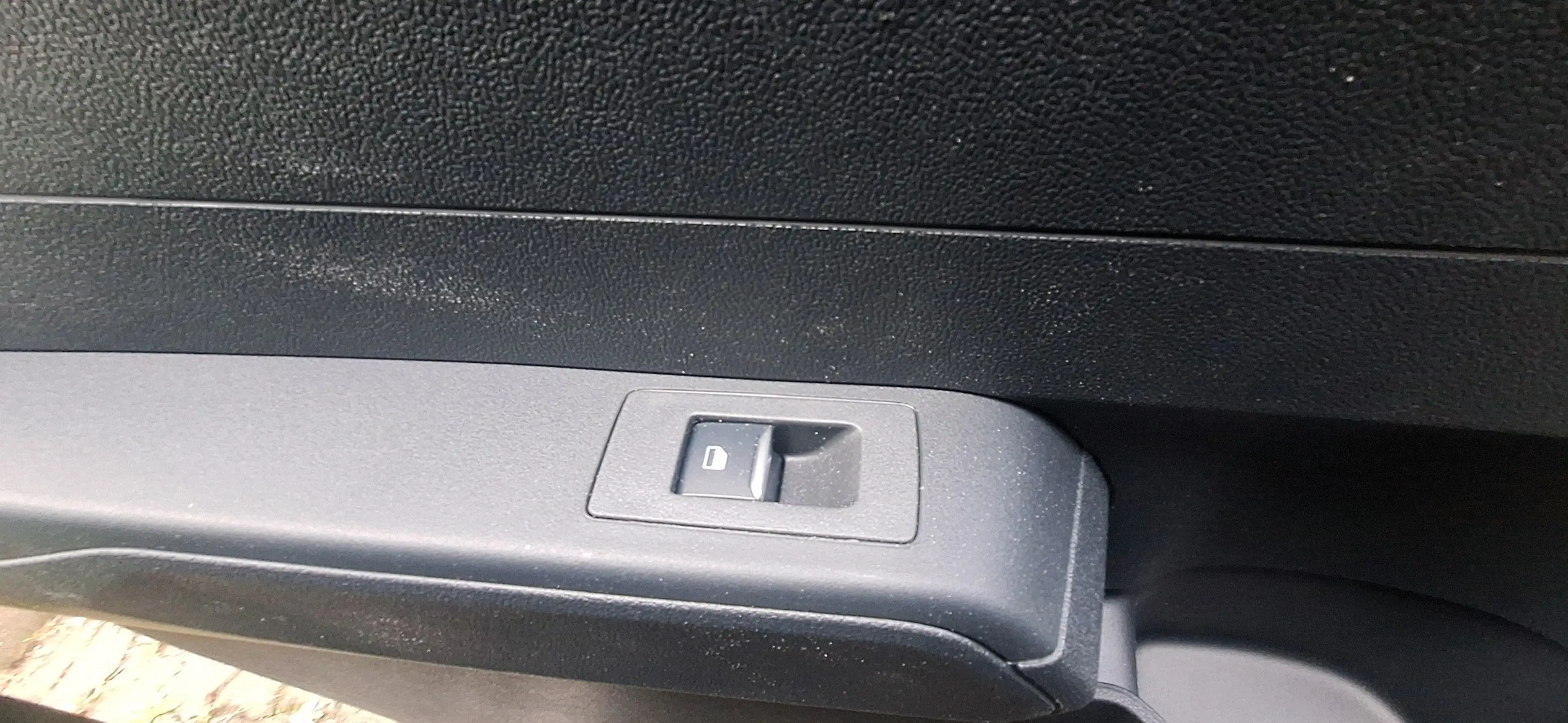 Ford Tourneo Courier Titanium — photo 13