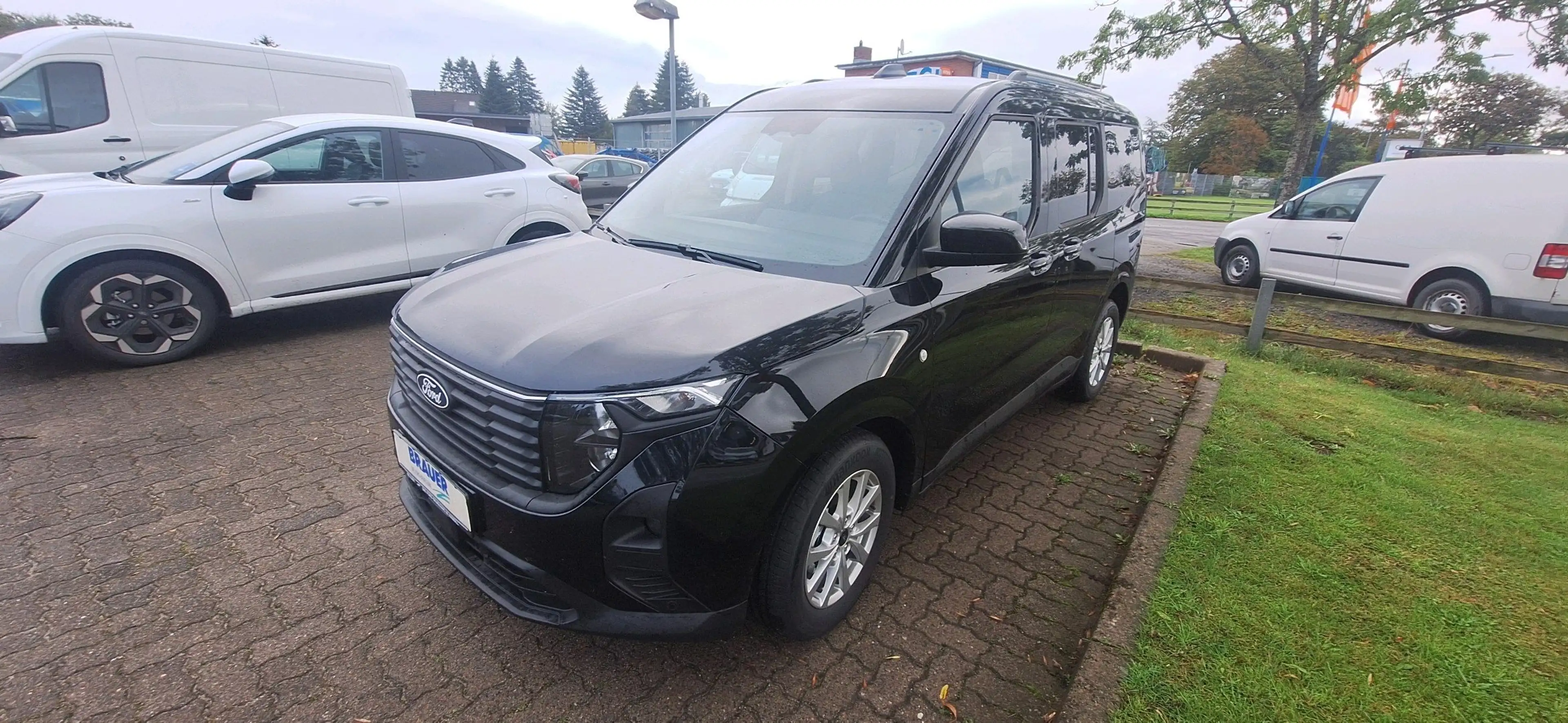 Ford Tourneo Courier Titanium