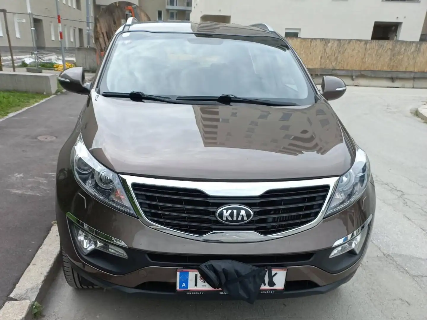 Kia Sportage Sportage Active 2,0 CRDi 4WD DPF Aut. Active Braun - 2