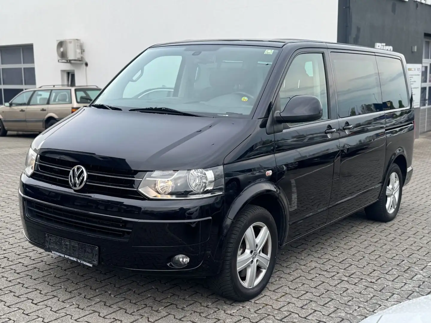 Volkswagen T5 Multivan Comfortline*Schaltgetriebe* Schwarz - 2