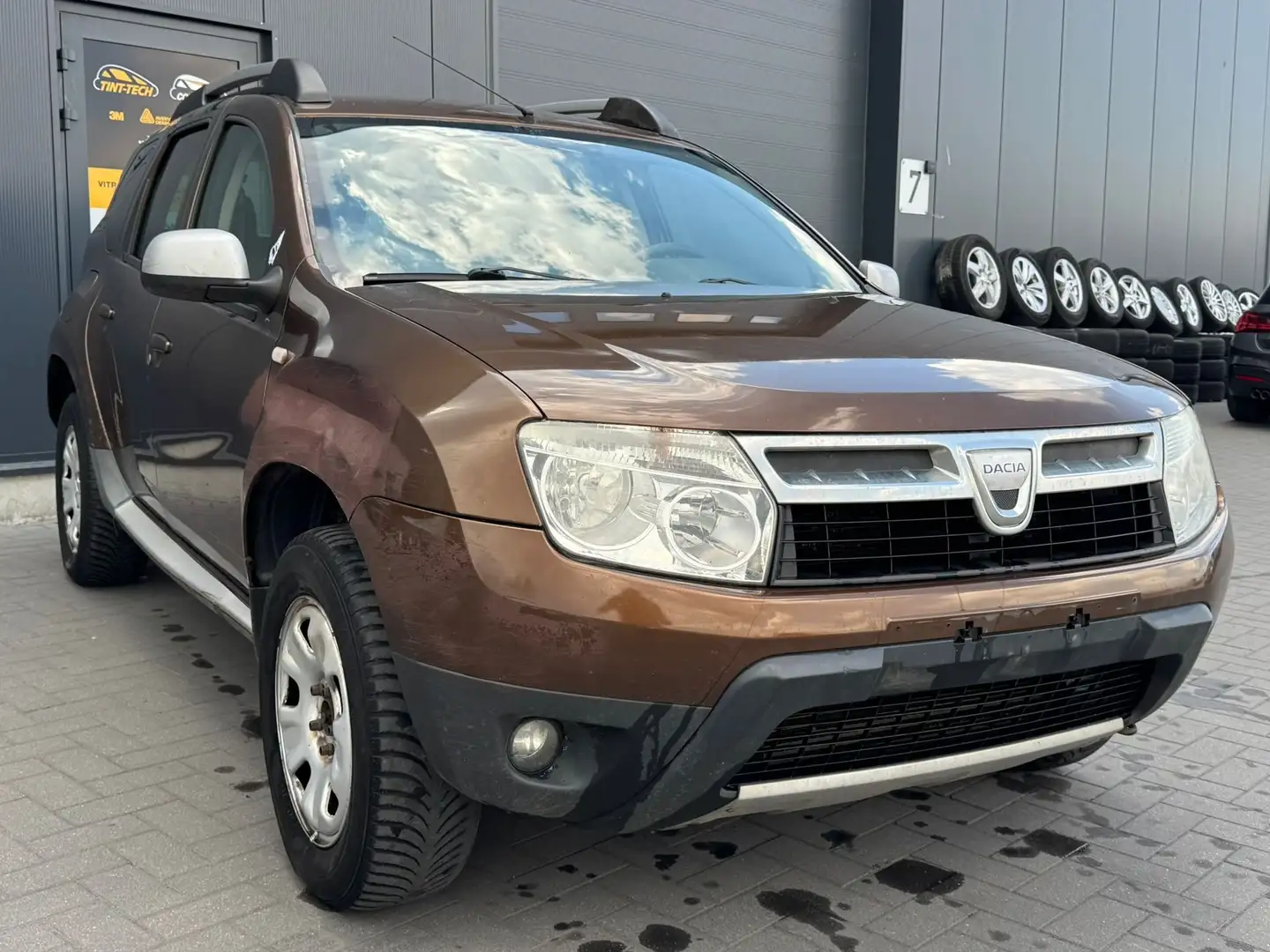 Dacia Duster 1.5 dCi 4x2 CLIM  MARCHAND/EXPORT Maro - 1
