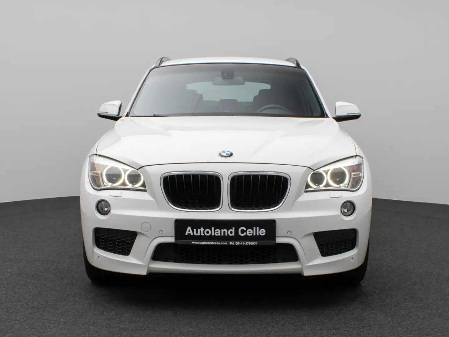 BMW X1 sD18i M Sport Navi SitzhzgPDC Xenon AHK 8fach Weiß - 2