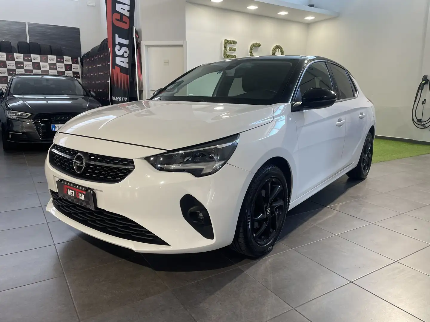 Opel Corsa Corsa 1.2 Elegance Blanc - 1