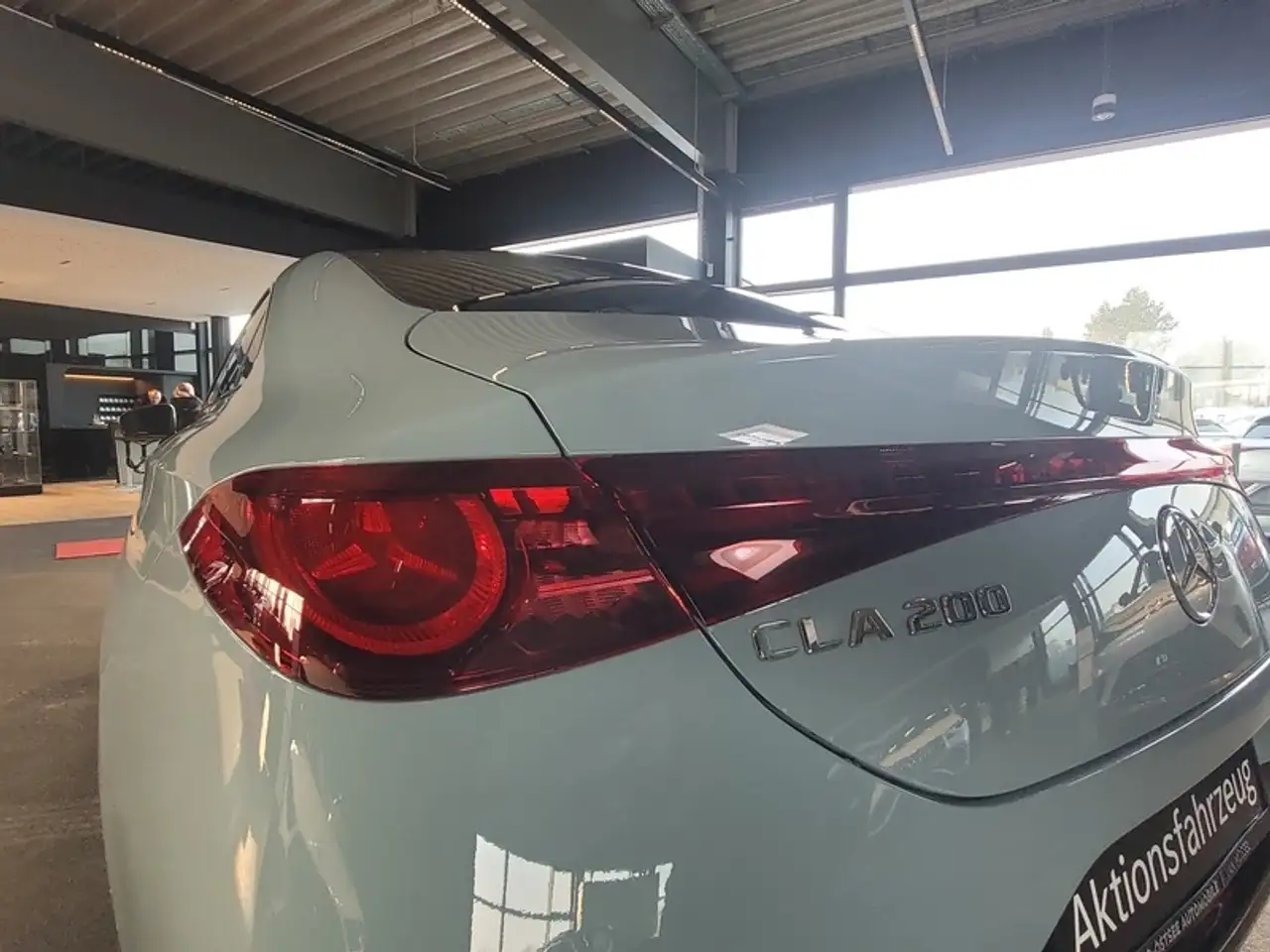 Mercedes-Benz CLA 200 AMG NIGHT PANO WINTER-PAK MULTIBEAM 19-Z 13
