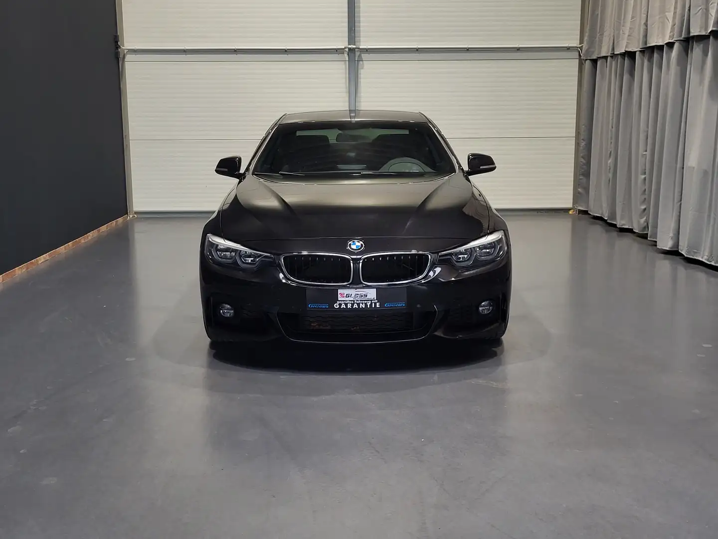 BMW 440 i M Sport *Alcantara| LED| 6-Gang| 1.Hand* Noir - 2