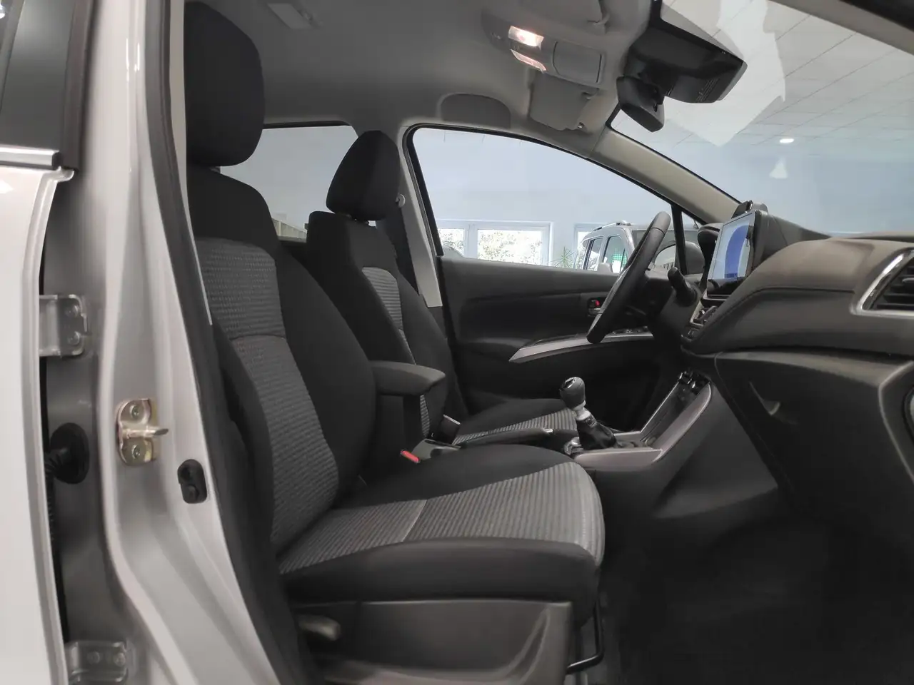 Suzuki S-Cross 2025