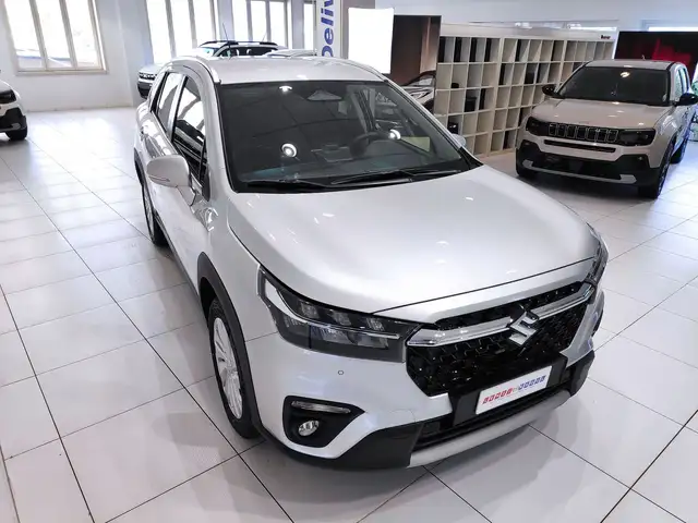 Suzuki S-Cross