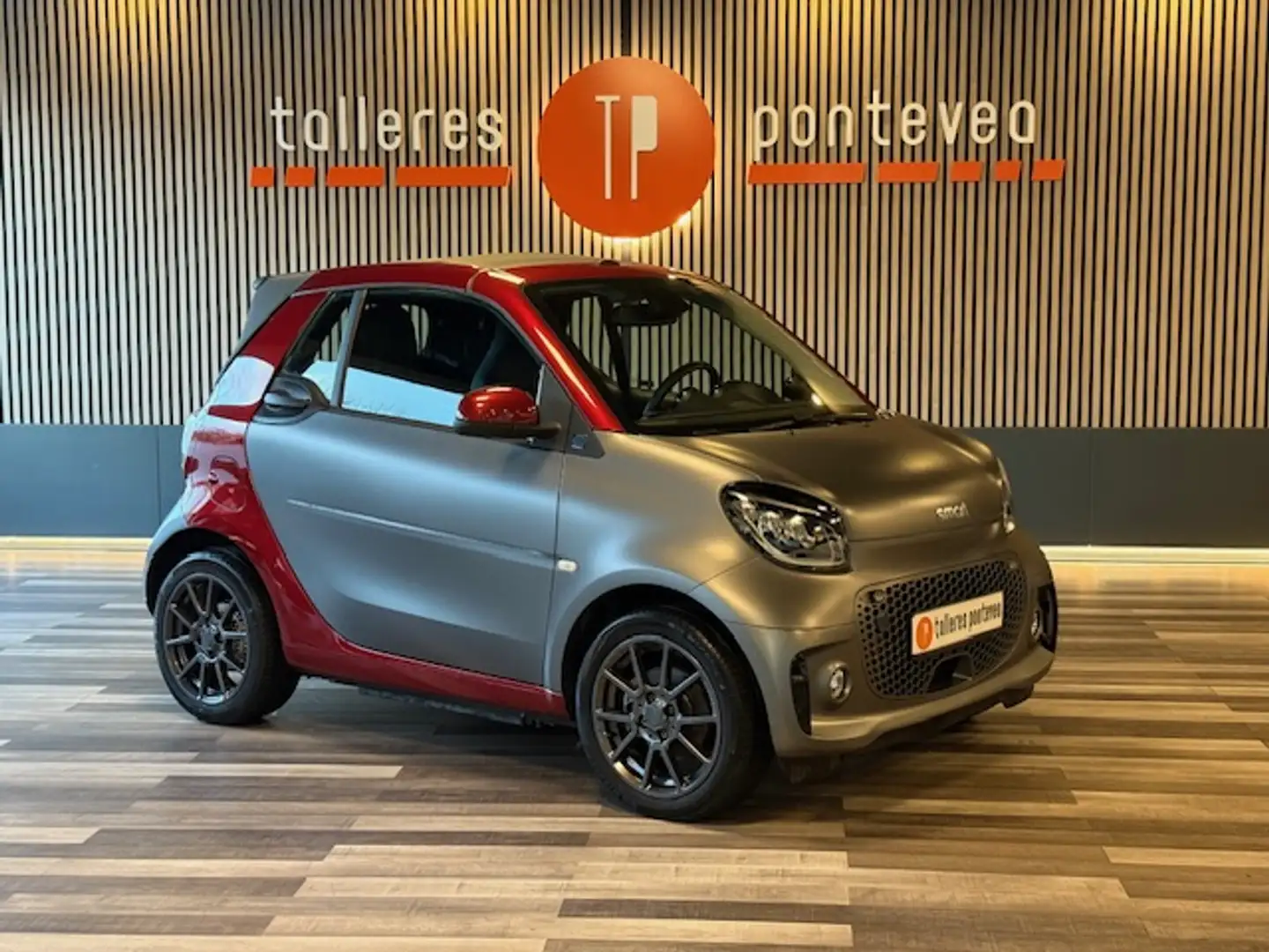 smart forTwo Cabrio EQ Burdeos - 1