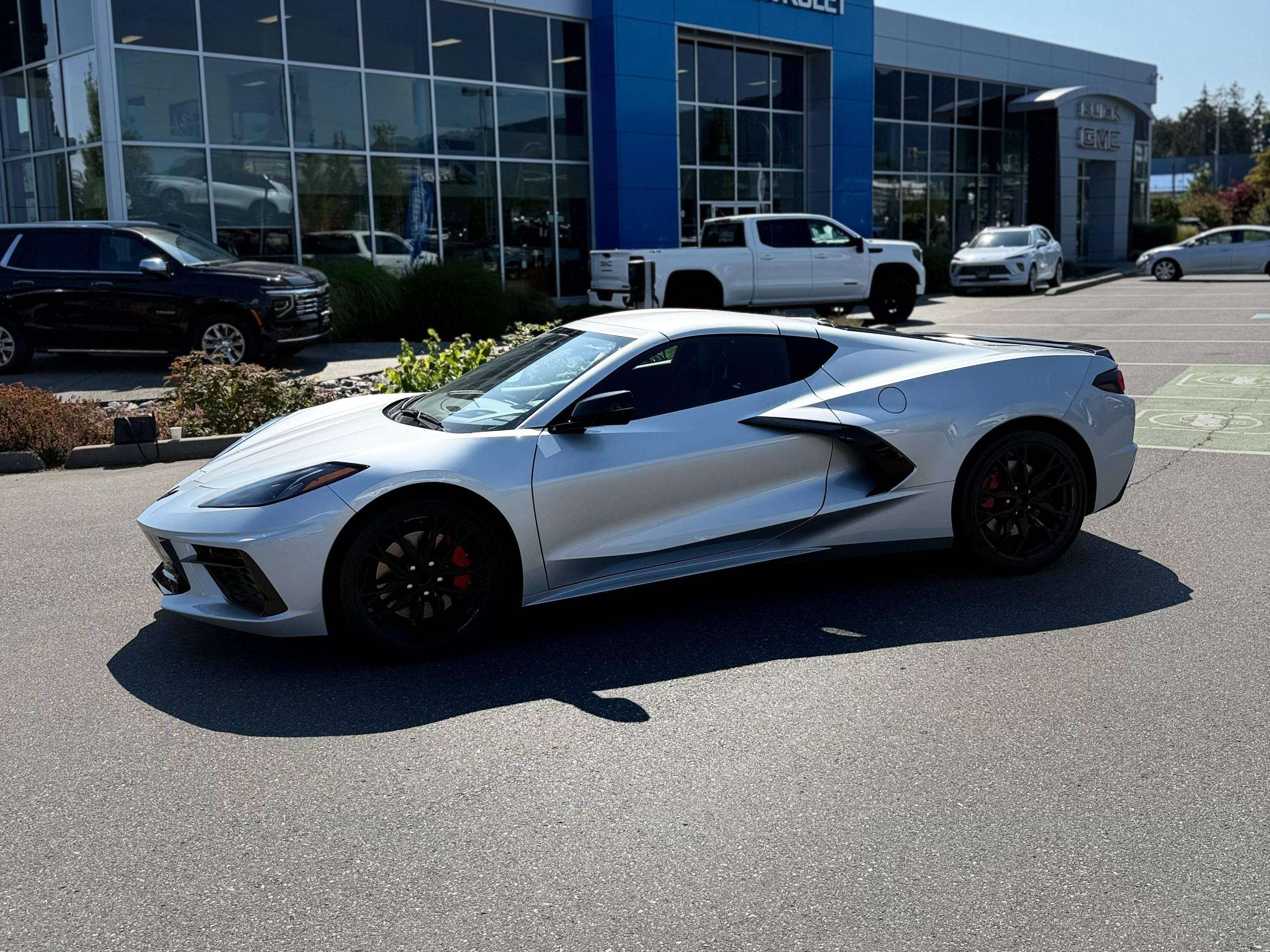 2027 Chevrolet Corvette Stingray 2LT Coupe RWD