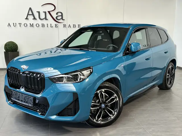 BMW X1 30 xDrive M-Sport NAV+LED+PANO+AHK+19ZO+360°