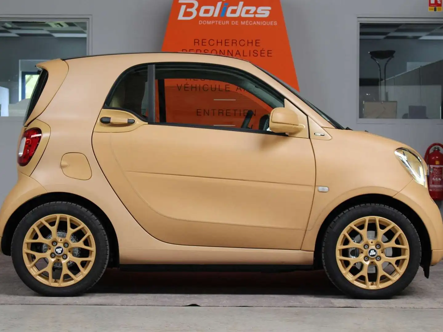 smart forTwo ALL GONE Beige - 2
