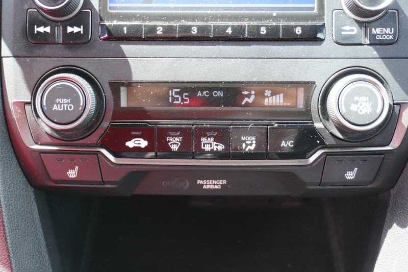 Honda Civic 1.0 VTEC Elegance Navi ACC Virtual Cockpit — photo 7