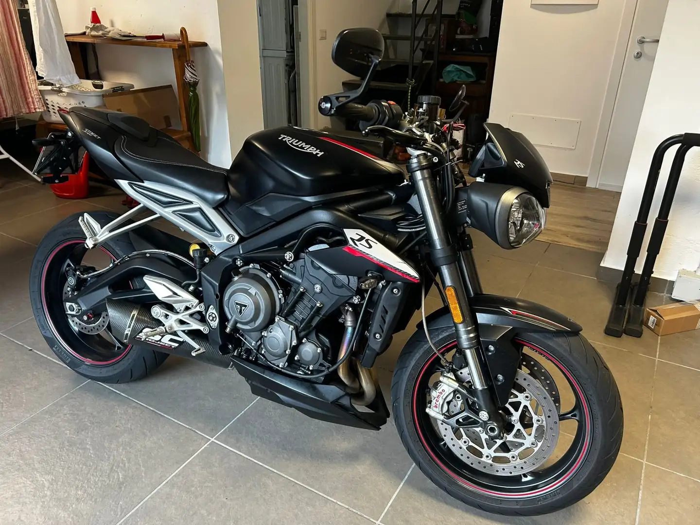 Triumph Street Triple 765 rs Černá - 1