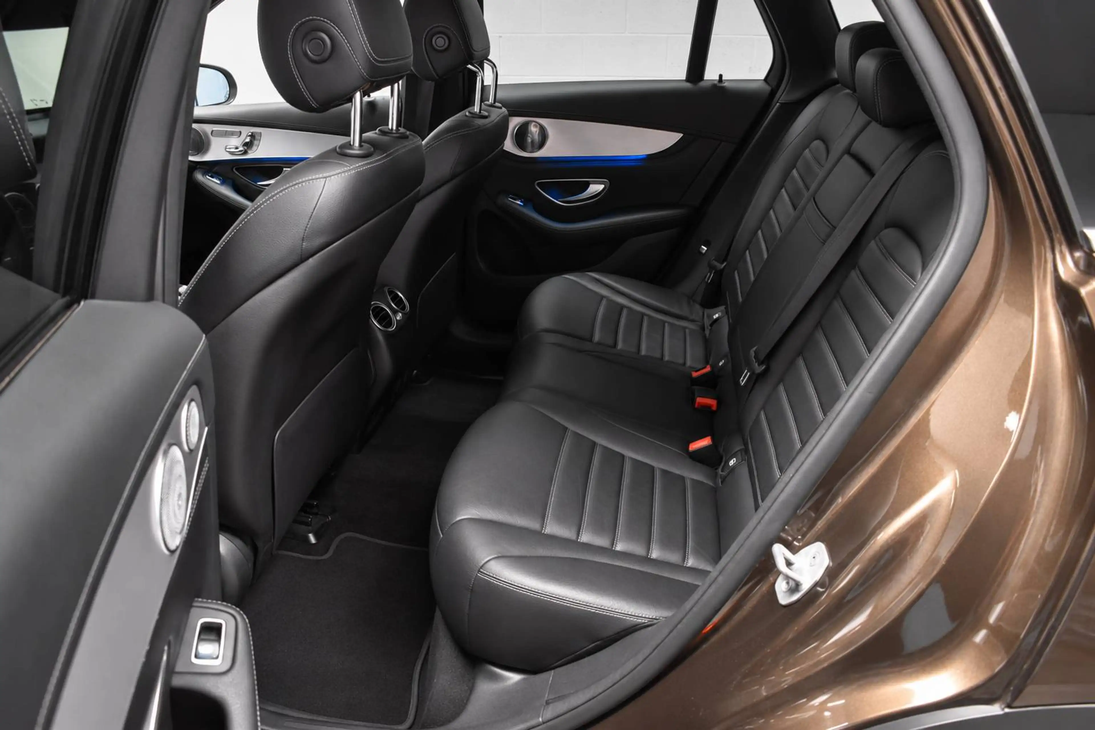 Mercedes-Benz GLC 250 GLC Coupé 250 4-Matic *BURMESTER*CUIR*NAVI*CAMÉRA* — photo 8