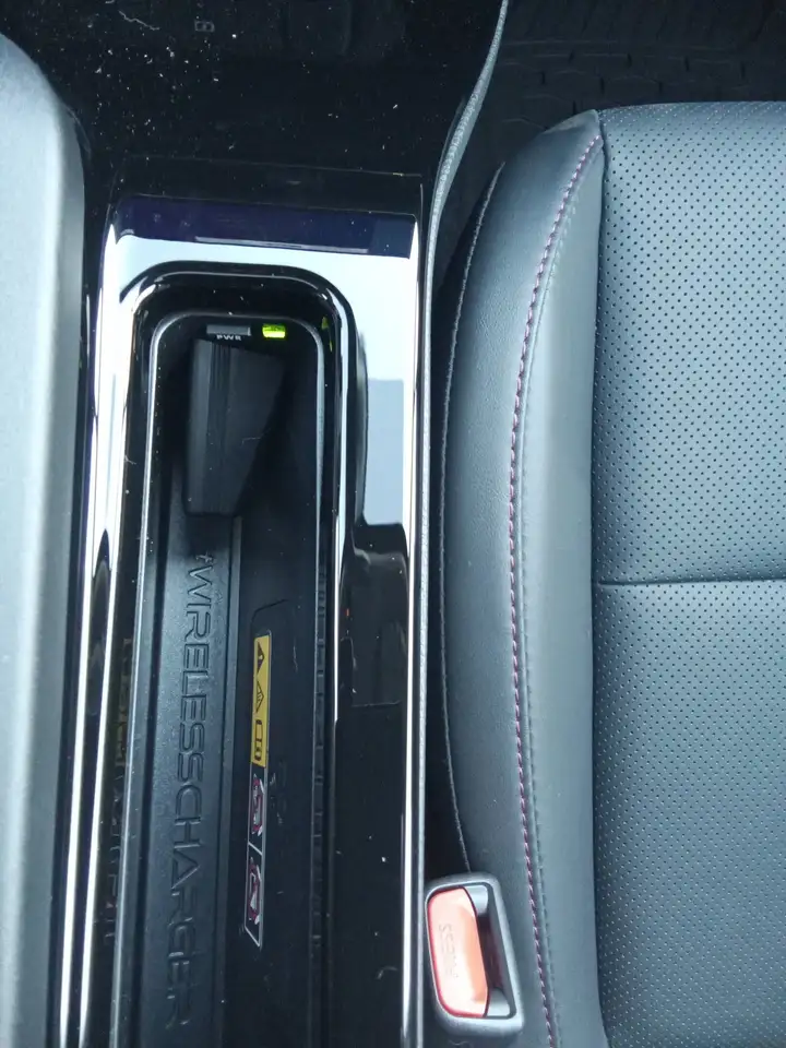 Toyota Prius снимка Toyota Prius