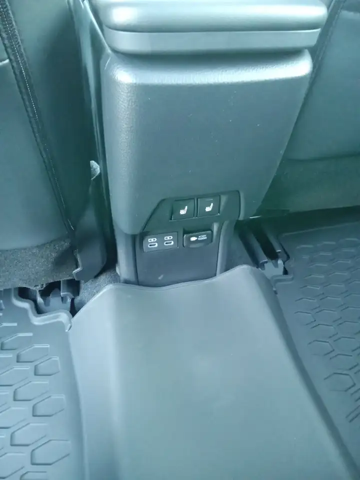Toyota Prius снимка Toyota Prius