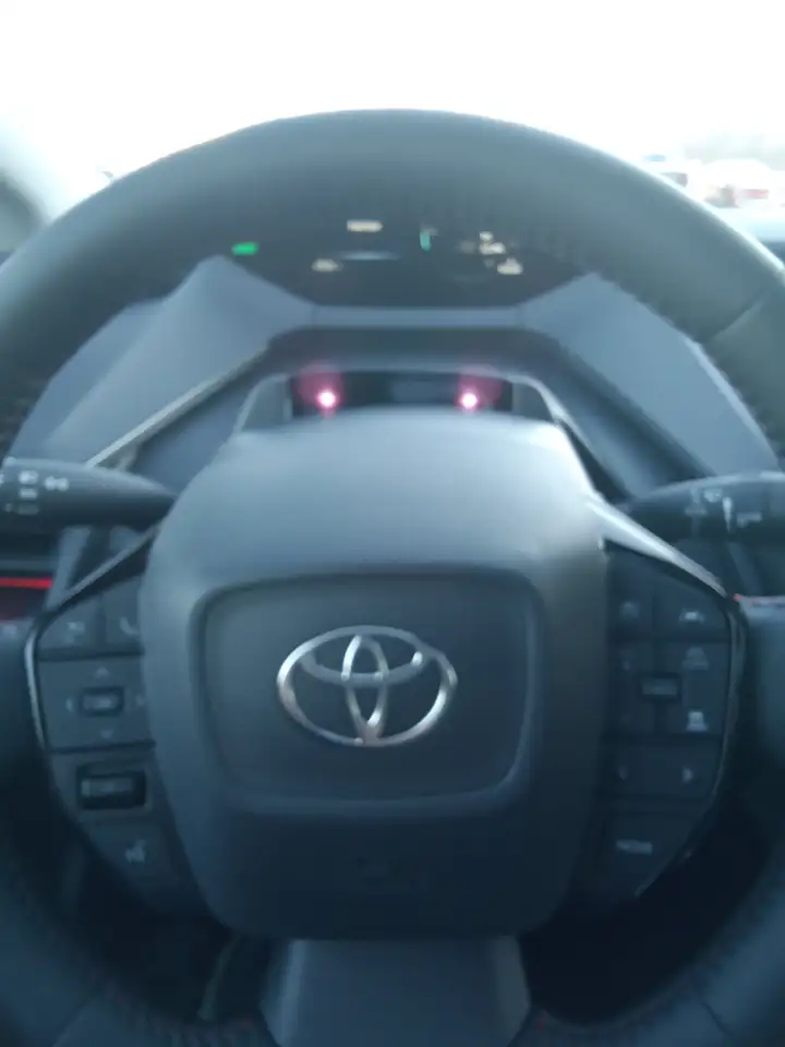 Toyota Prius снимка Toyota Prius