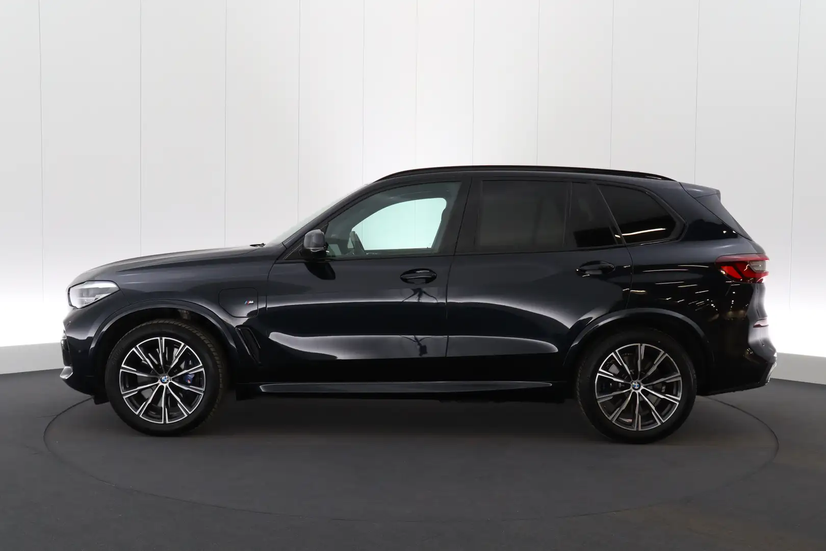 BMW X5 3.0A xDrive45e PHEV M-Sport LEDER/CUIR LED GPS PDC Blau - 2