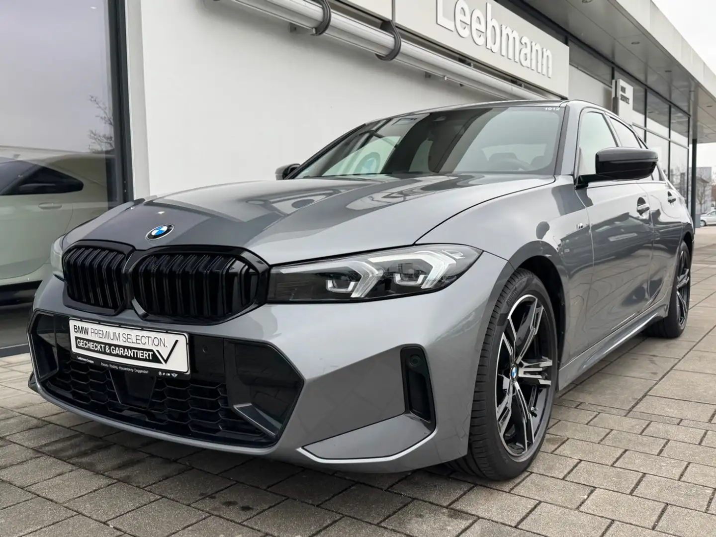 BMW 318 d Lim. M-Sportpaket HK GARANTIE bis 07/2029 Gris - 1