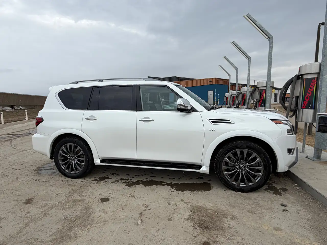 Nissan Armada снимка Nissan Armada