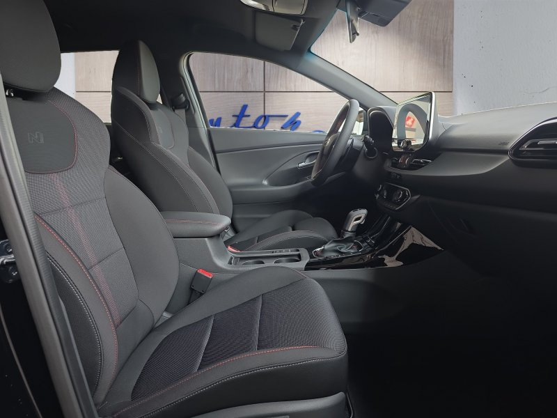 Hyundai i30 Kombi N-Line 1.6 T-GDI 7DCT Keyless/LED/Navi/Winte — photo 16
