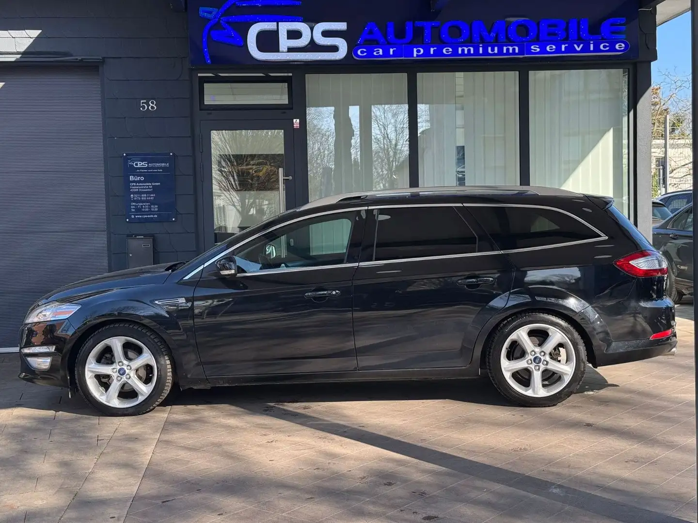 Ford Mondeo Titanium | 2 Hand | Automatik | 8 Fach Schwarz - 2