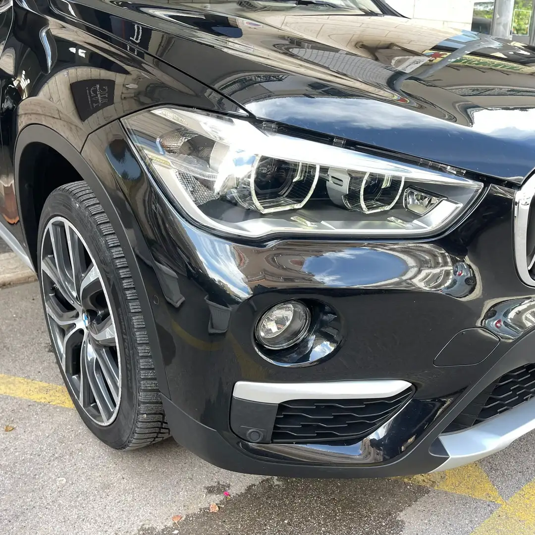 BMW X1 X1 sdrive18d xLine auto my18 Schwarz - 2