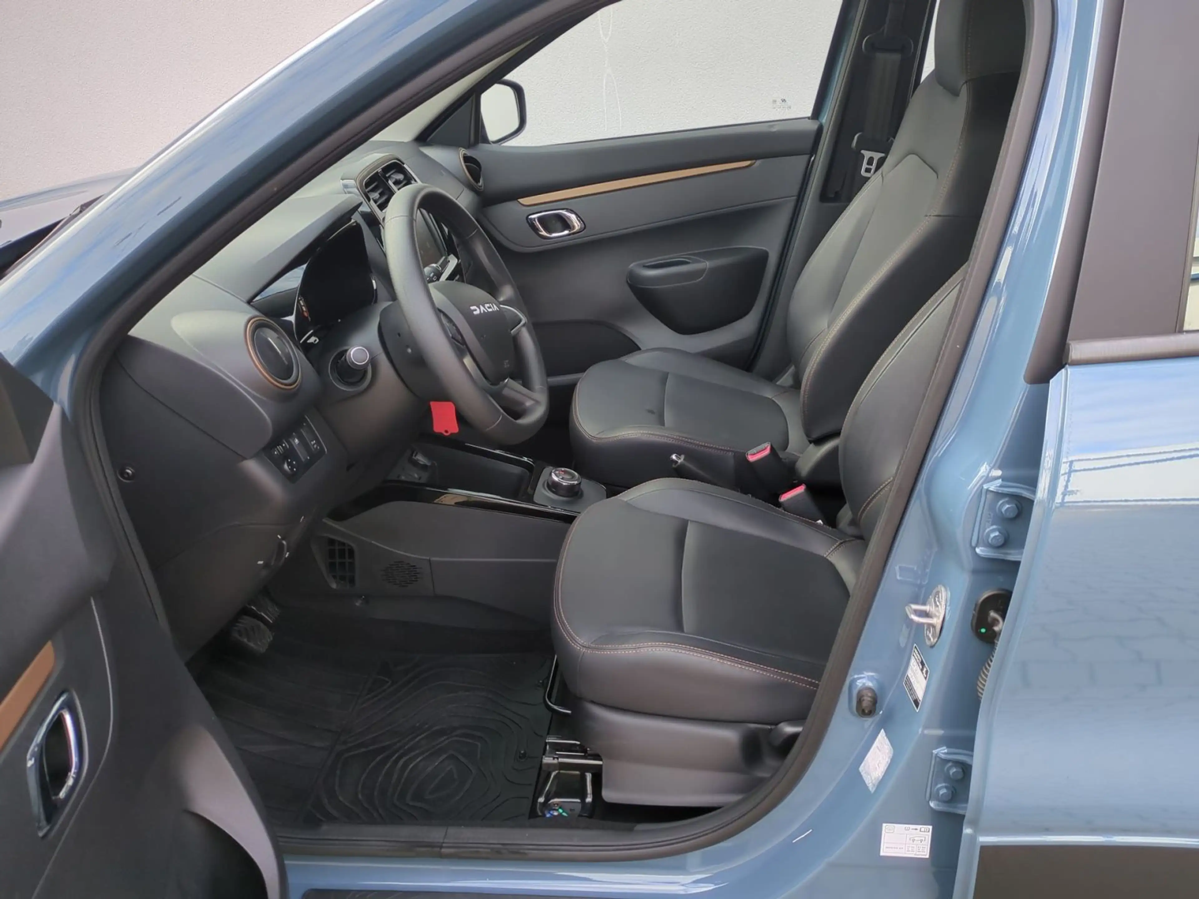 Dacia Spring Electric 65 Extreme*Navi*CCS-Schnellladen — photo 12